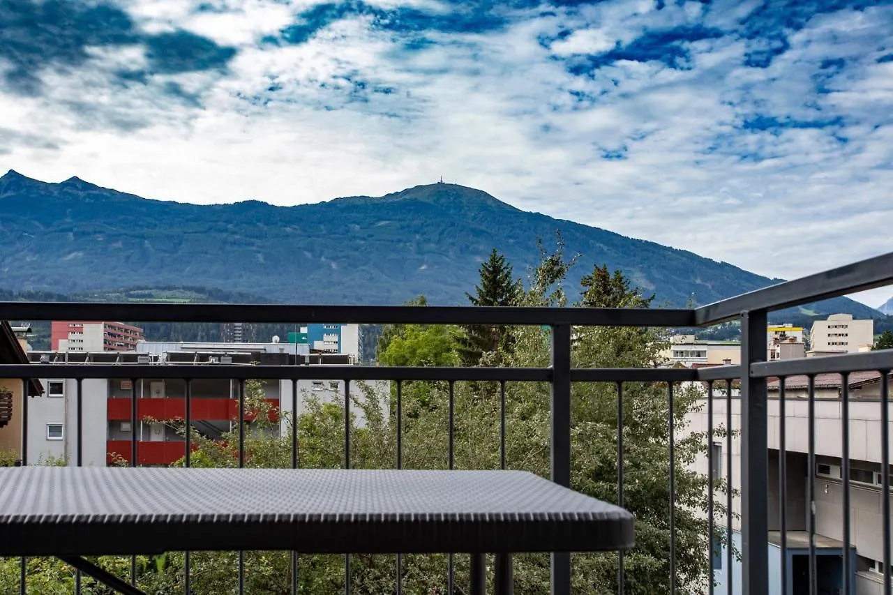 Innsbruck East Side Apartment I Free Street Parking 0*,  النمسا
